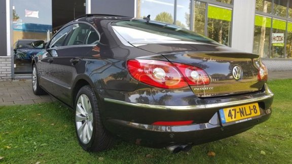 Volkswagen Passat CC - Executive plus KEYLESS FULL NAVI PDC DAK STOELVERKOELING 220V AAN SLUITING 6 - 1