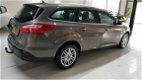 Ford Focus Wagon - 1.6 TDCI ECOnetic Titanium LEDER NAVI PARK ASSISTA NT KEYLESS NAP 6 MND GARANTIE - 1 - Thumbnail