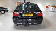 BMW 3-serie - 320d Dynamic Executive NL AUTO NAP NAVI XENON CRUI SE V.A. €153 P/M APK 01-19