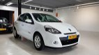 Renault Clio - 1.5 dCi Authentique NAP 6 MND GARANTIE CRUISE AIRC O NL AUTO APK 03/19 1E EIGENAAR V. - 1 - Thumbnail