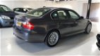 BMW 3-serie - 325i Dynamic Executive NL AUTO/NAVI/LEDER/XENON - 1 - Thumbnail