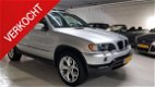 BMW X5 - Automaat 3.0d High Executive V.A €104, - P/M NL AUTO APK 02- 19 LEDER NAVI TV PDC CRUISE - 1 - Thumbnail