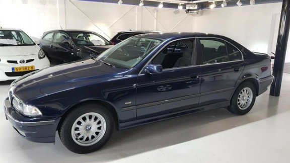 BMW 5-serie - 520i Executive NAP NL AUTO APK 09-19 AIRCO CRUISE - 1