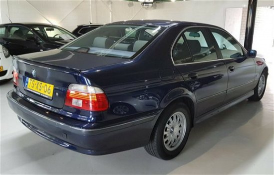 BMW 5-serie - 520i Executive NAP NL AUTO APK 09-19 AIRCO CRUISE - 1