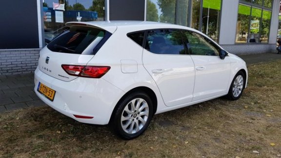 Seat Leon - 1.6 TDI Limited Edition II LED LEDER STOEL VERW 1E EIGENAAR V.A €184, - P/M - 1