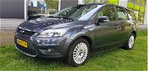 Ford Focus Wagon - 1.6 TDCi Limited NAP NAVI BLUETOOTH CRUISE APK 05- 19 NL AUTO - 1 - Thumbnail