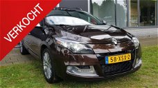 Renault Mégane Estate - 1.5 dCi GT-Line LEDER PANO CAMERA BI-XENON LED KEY LESS PDC