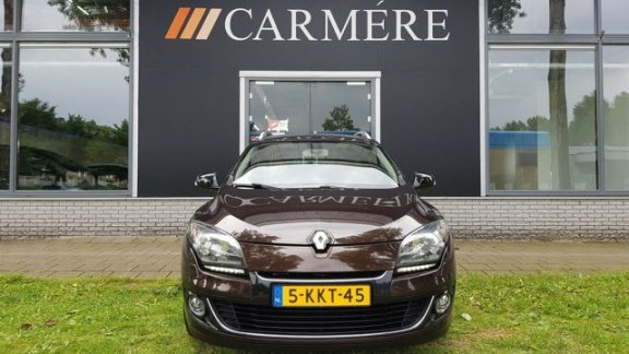 Renault Mégane Estate - 1.5 dCi Bose NAP NAVI LEDER KEYLESS XENON CAMERA S TOELVERWARMING NL AUTO - 1