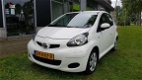 Toyota Aygo - 1.0-12V Comfort Navigator NAP DEALER OH AIRCO APK 07-19 - 1 - Thumbnail