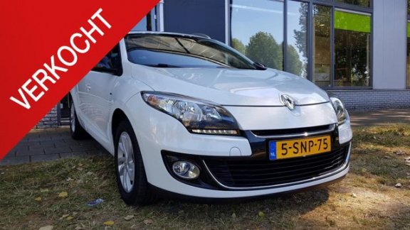 Renault Mégane Estate - 1.5 dCi Bose LED PANO LEDER CAMERA 1E EIGENAAR NA P V.A €140, - P/M - 1