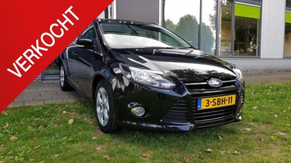 Ford Focus Wagon - 1.6 TDCI ECOnetic Titanium NAVI BLUETOOTH USB PDC 6-BAK - 1