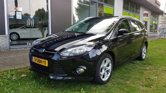 Ford Focus Wagon - 1.6 TDCI ECOnetic Titanium NAVI BLUETOOTH USB PDC 6-BAK - 1