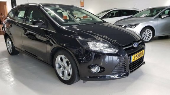 Ford Focus Wagon - 1.6 TDCI ECOnetic Titanium NAVI BLUETOOTH USB PDC 6-BAK - 1