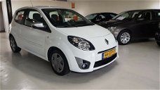 Renault Twingo - 1.2-16V Night & Day CRUISE AIRCO NWE DRIEM AUTOMA AT NAP V.A €92, - P/M