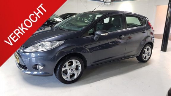 Ford Fiesta - 1.25 Titanium NWE DRIEM NAP CRUISE PARKEERSENSOREN - 1