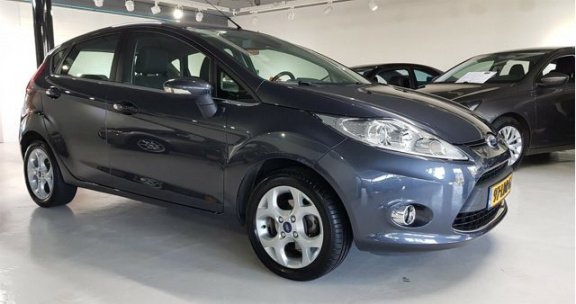 Ford Fiesta - 1.25 Titanium NWE DRIEM NAP CRUISE PARKEERSENSOREN - 1