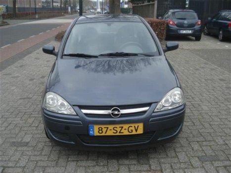 Opel Corsa - 1.2-16V Silverline - 1