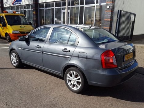 Hyundai Accent - 1.6i Dynamic 2007 nap Airco - 1