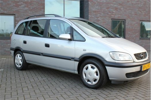 Opel Zafira - 1.6-16V Comfort - 1