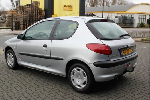 Peugeot 206 - 1.4 XR - 1