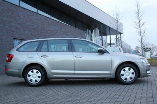 Skoda Octavia Combi - 1.6 TDI Greenline - 1