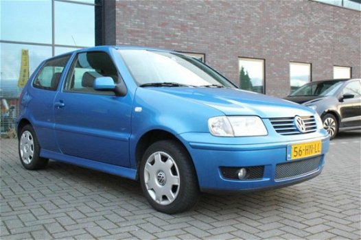 Volkswagen Polo - 1.4-16V Trendline - 1