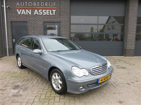 Mercedes-Benz C-klasse Combi - 220 CDI Elegance Aut. Navi , Clima , Cruise - 1