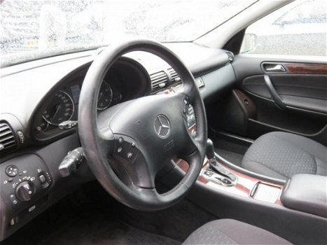 Mercedes-Benz C-klasse Combi - 220 CDI Elegance Aut. Navi , Clima , Cruise - 1