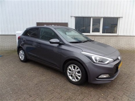 Hyundai i20 - 1.0 T-GDI Go 2016 - 1