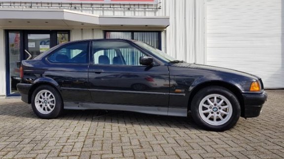 BMW 3-serie Compact - 316i Executive - 1