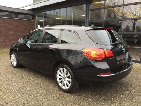 Opel Astra Sports Tourer - 1.4 Turbo 140PK SPORT PDC/AIRCO - 1