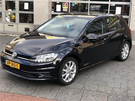 Volkswagen Golf - 1.0 TSI Trendline Inruil mogelijk Fabrieksgarantie tot 28-12-2019 SUPER ZUINIG - 1