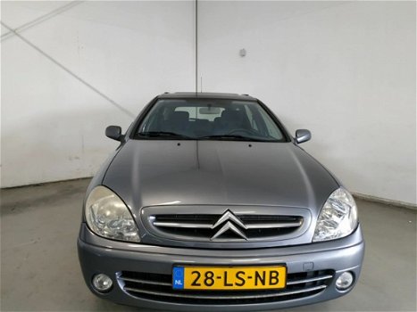 Citroën Xsara Break - 1.6i-16V Différence - 1