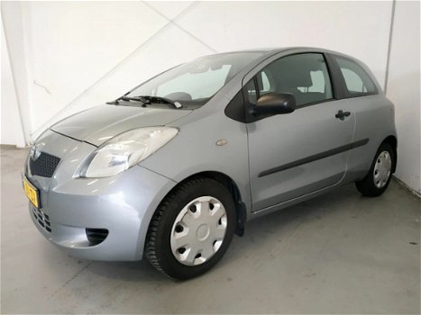 Toyota Yaris - 1.3 VVTi Terra - 1