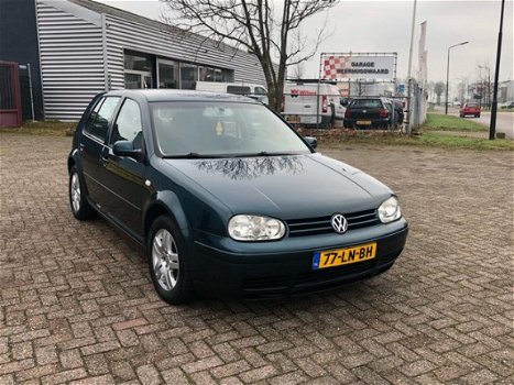 Volkswagen Golf - 1.9 TDI Highline - 1