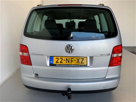 Volkswagen Touran - 1.6-16V FSI Airco Trekhaak Cruise control - 1