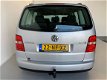 Volkswagen Touran - 1.6-16V FSI Airco Trekhaak Cruise control - 1 - Thumbnail