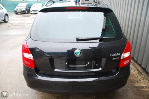 Skoda Fabia Combi - 5j 5j 1.2 - 1