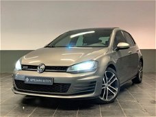 Volkswagen Golf - GTD VII 2.0 TDI Highline|Sport&Sound|Pano|Navi|