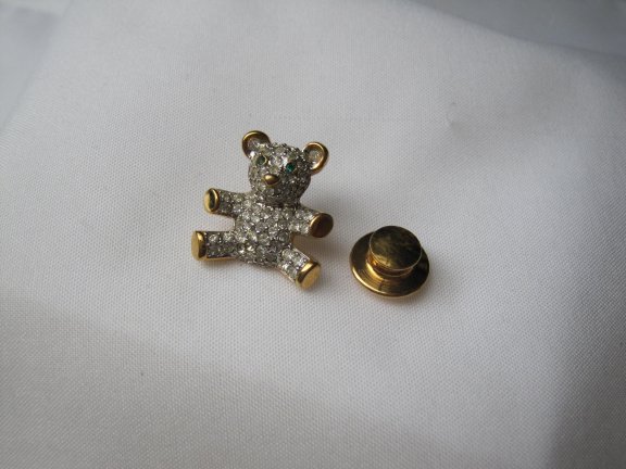 Broche steek pin Swarovski kristal kleine beer 1.8x1.7 cm - Afbeelding 2