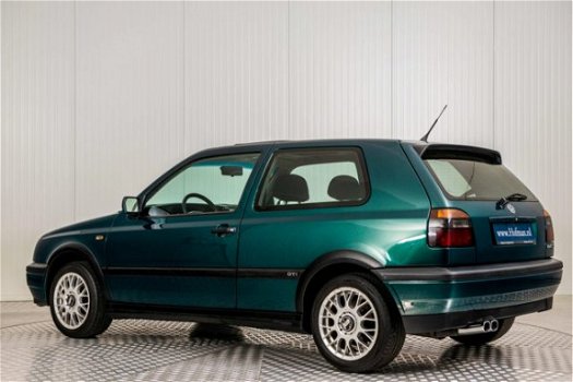 Volkswagen Golf - 2.0 GTI - 1