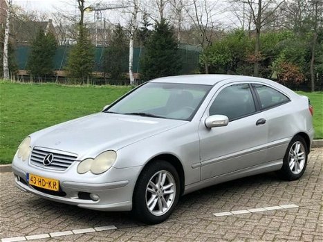 Mercedes-Benz C-klasse Sportcoupé - 180 2001 6-bak airco cruise control NAP - 1