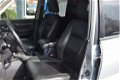 Mitsubishi Pajero - 3.2 DID 5DRS A/T VAN - 1 - Thumbnail