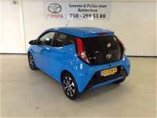 Toyota Aygo - 1.0 5D x-first, Apple carplay, NW model, NL auto