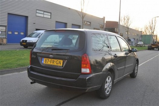 Ford Focus Wagon - 1.4-16V Ambiente 1 JAAR APK INRUILKOOPJE - 1