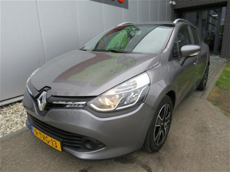 Renault Clio Estate - 1.5 dCi ECO Night&Day Navi Airco Bluetooth Cruise - 1