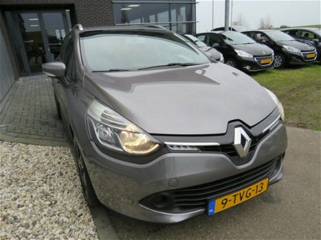 Renault Clio Estate - 1.5 dCi ECO Night&Day Navi Airco Bluetooth Cruise - 1