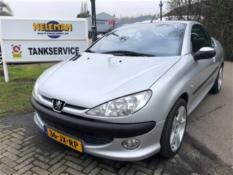 Peugeot 206 CC - 1.6 16V ROLAND GARROS AUT Coupe Pack - 1