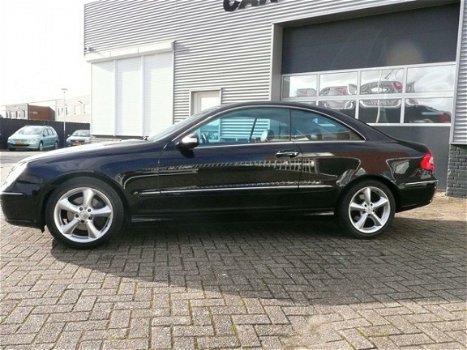 Mercedes-Benz CLK-klasse Coupé - 3.2 CLK320 AUT Avantgarde - 1