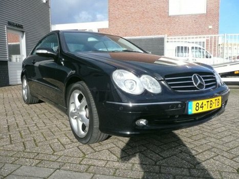 Mercedes-Benz CLK-klasse Coupé - 3.2 CLK320 AUT Avantgarde - 1